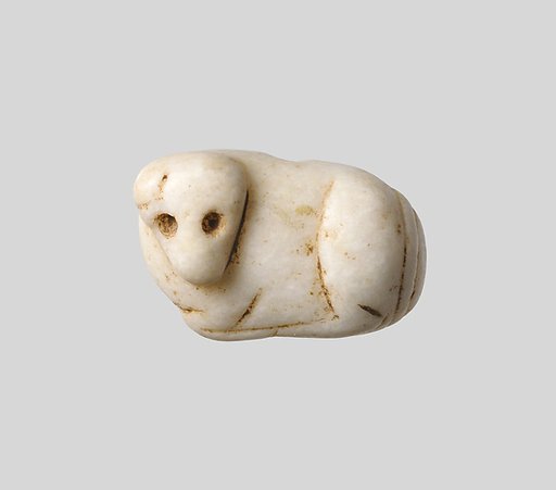 Seal amulet in the form of a recumbent bovid