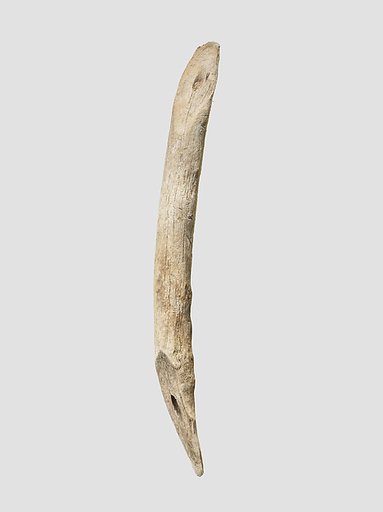 Curved handle