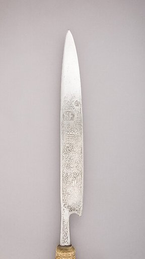 Staff Weapon