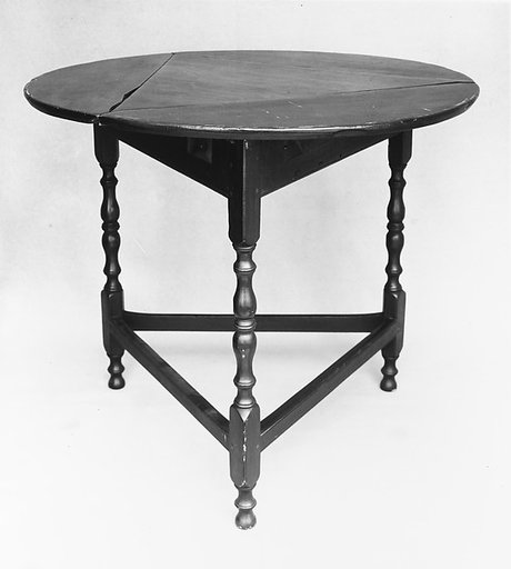 Drop-leaf Table