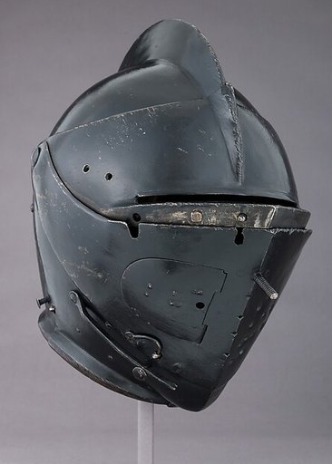 Close Helmet for the Tournament