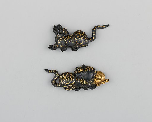 Pair of Sword-Grip Ornaments (Menuki)