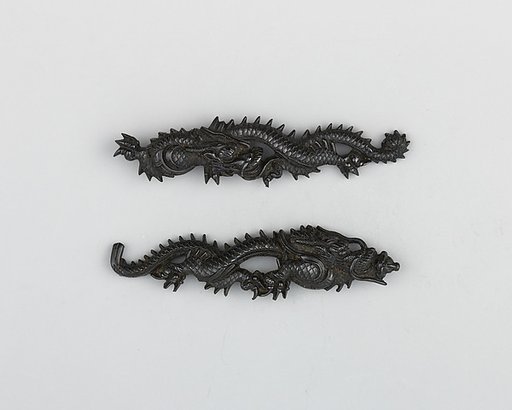 Pair of Sword-Grip Ornaments (Menuki)