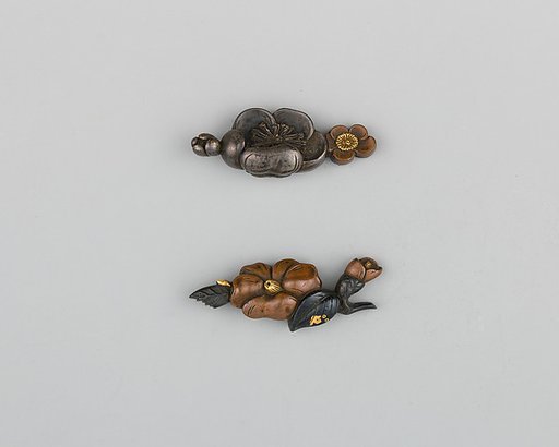 Pair of Sword-Grip Ornaments (Menuki)
