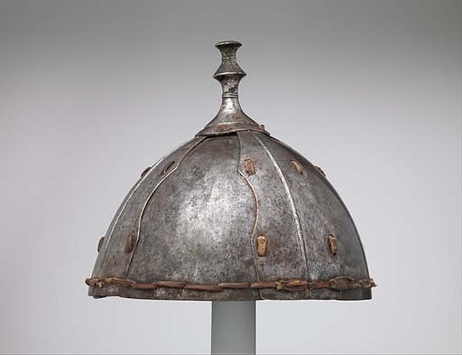 Eight-Plate Helmet