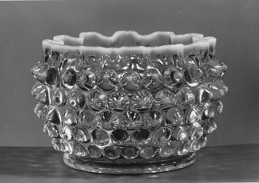 Hobnail finger bowl