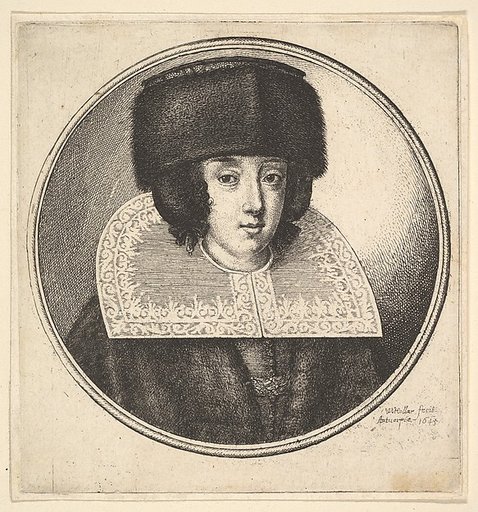 Woman with stiff lace collar and flat-crowned fur hat