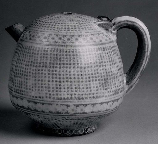 Water Dropper with Slip-Inlaid Design