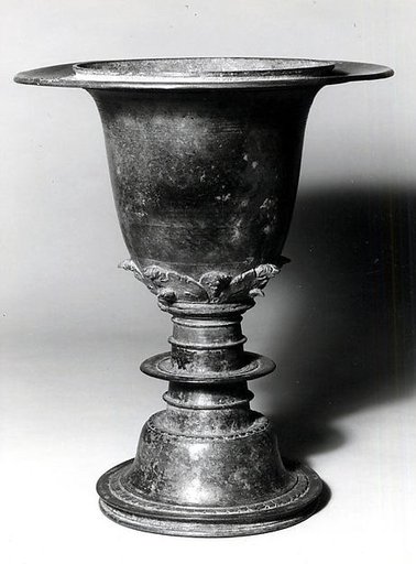 Open Vase