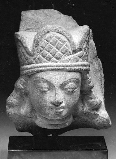 Head of Vishnu Wearing Three-Lobed Crown