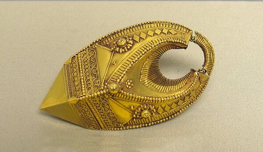 Ear Pendant (Kathija)