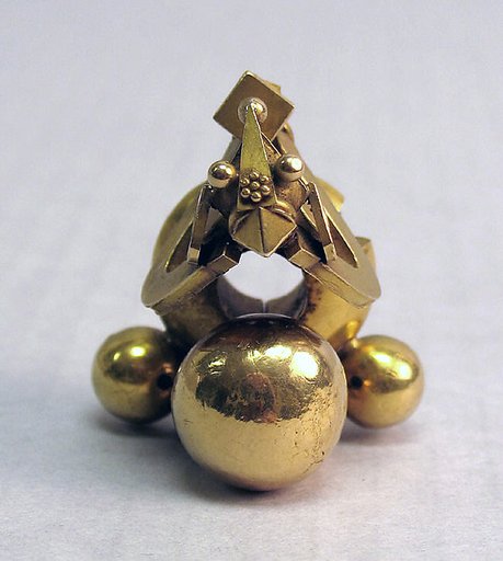 Earring