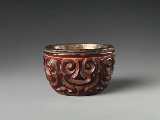 Guri lacquer cup