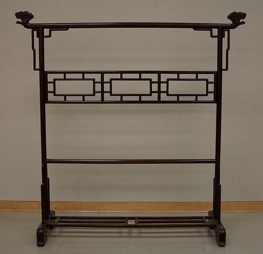 Robe Rack with Fungus-Shaped (Lingzhi) Terminals