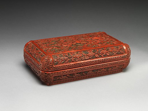 Rectangular box with double dragons