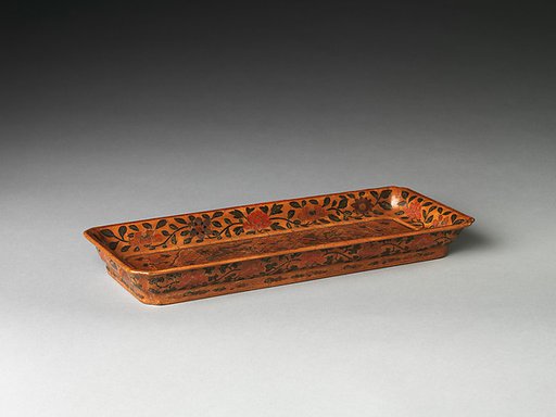 Rectangular tray with double dragons