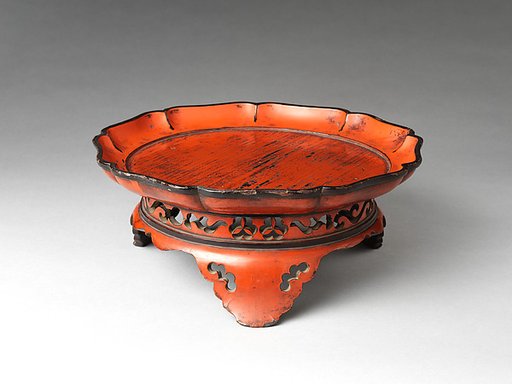 Flower-shaped Negoro Tray (Kōban) with Three Feet