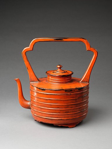 Ewer for hot water