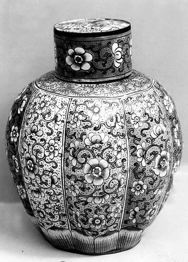Covered Tea Caddy