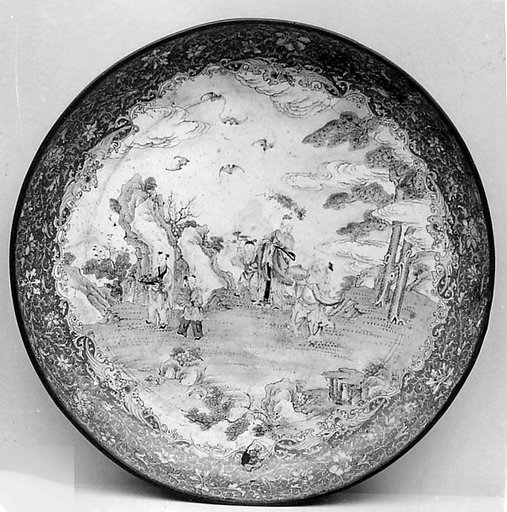 Large Dish