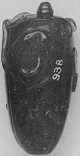 Snuff bottle with stopper