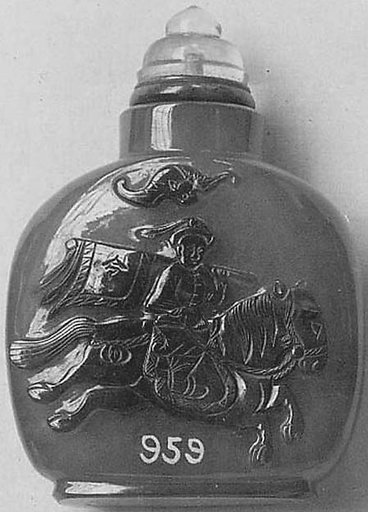 Snuff bottle with stopper