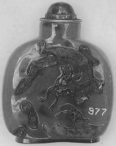 Snuff bottle with stopper