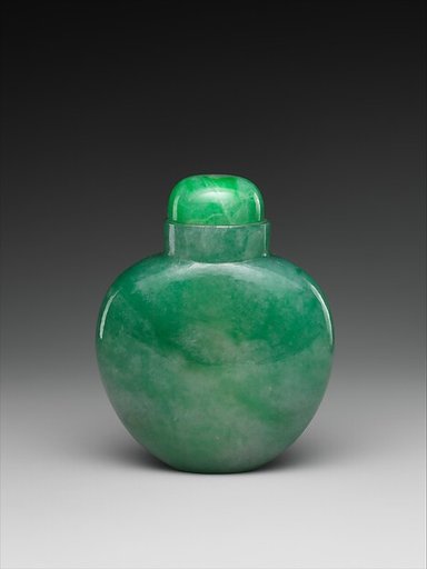 Snuff bottle