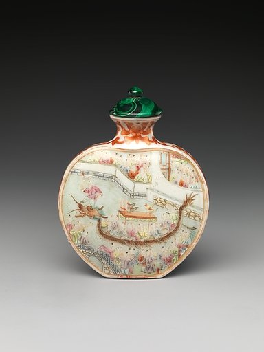 Snuff Bottle with Scene of Dragon-Boat Festival
