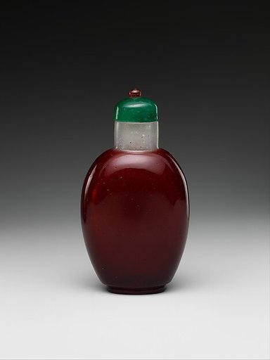Snuff bottle