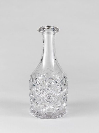 Half-pint decanter