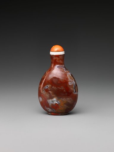 Snuff bottle