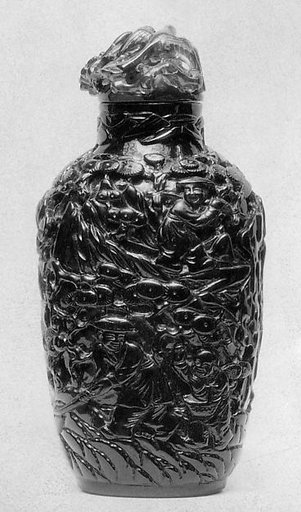 Snuff bottle with stopper