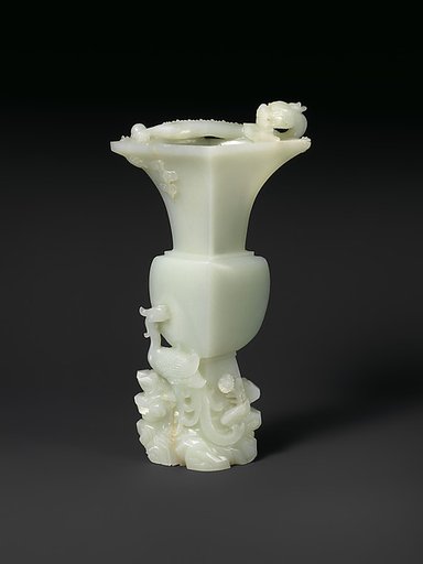Vase with dragon and phoenix