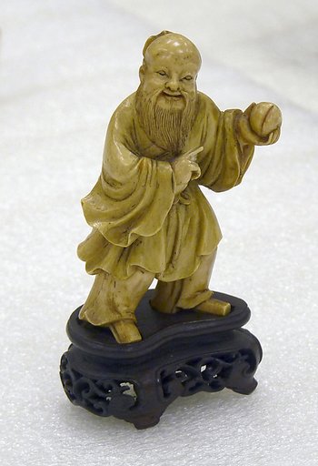 Shoulao, the God of Longevity, Holding a Peach