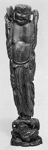 Statuette
