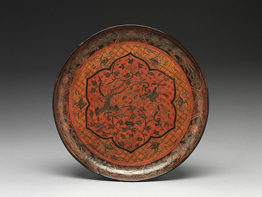 Dish with phoenixes among flowers