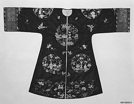 Woman's Informal Jacket with Antiquities in Medallions