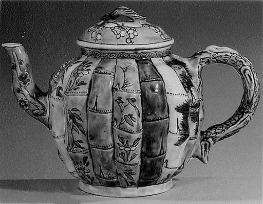 Winepot with Cover