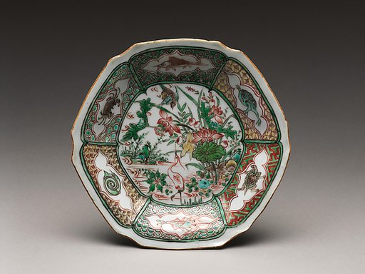 Dish with Heron in Pond
