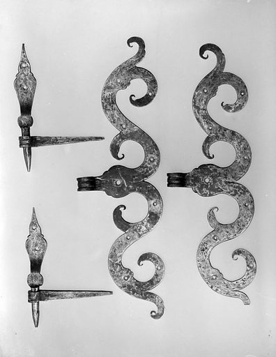 Hinge