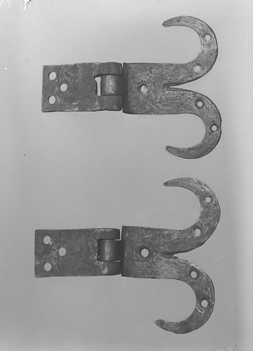 Hinge