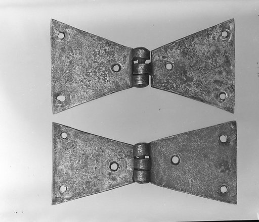 Hinge