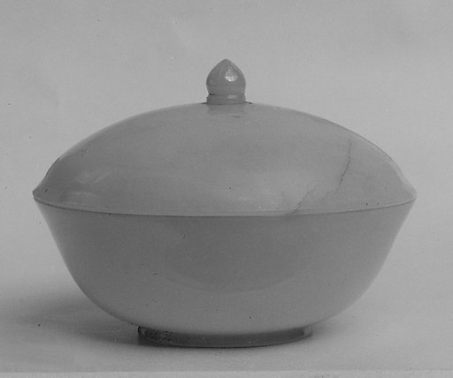 Covered bowl