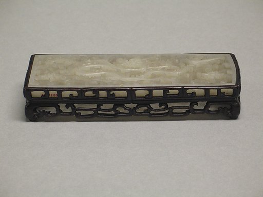 Belt plaque