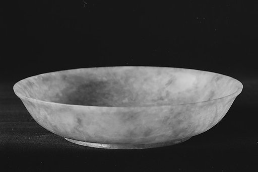 Saucer-Shaped Dish