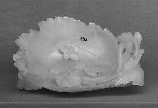 Artist's dish