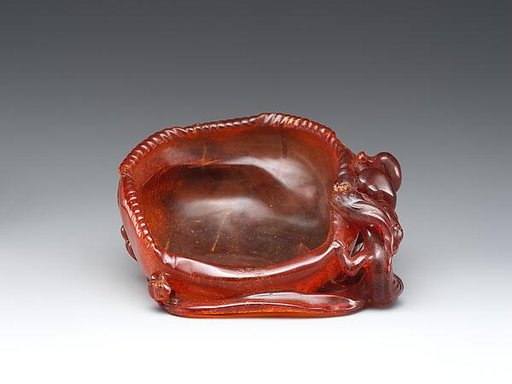 Dish in Form of a Leaf