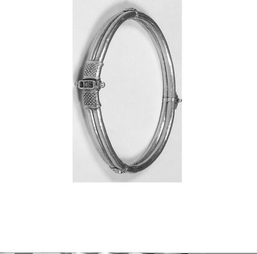 Necklet