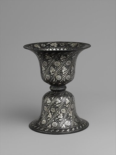 Spittoon in Double Bell Design
